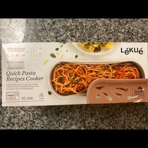Lekue Microwavable Pasta Cooker